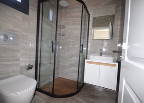 فيلا 4 + 1 بمنطقة فتحية