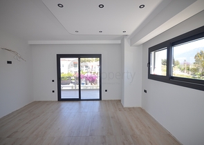 فيلا 4 + 1 بمنطقة فتحية