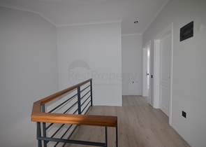 فيلا 4 + 1 بمنطقة فتحية