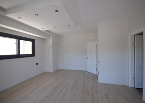 فيلا 4 + 1 بمنطقة فتحية