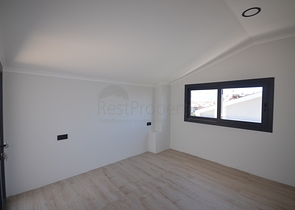 فيلا 4 + 1 بمنطقة فتحية