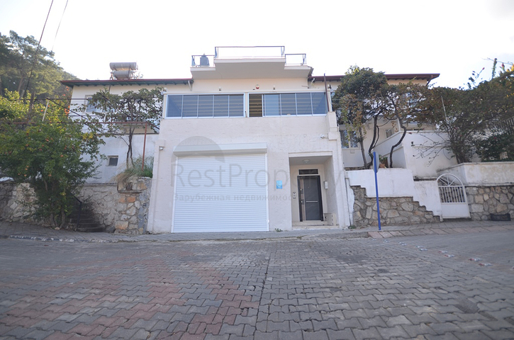 فيلا في منطقة فتحية