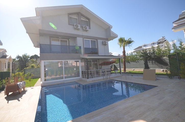 فيلا مفروشة بمنطقة فتحية