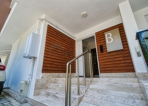 شقة مريحة في منطقة كونيالتي