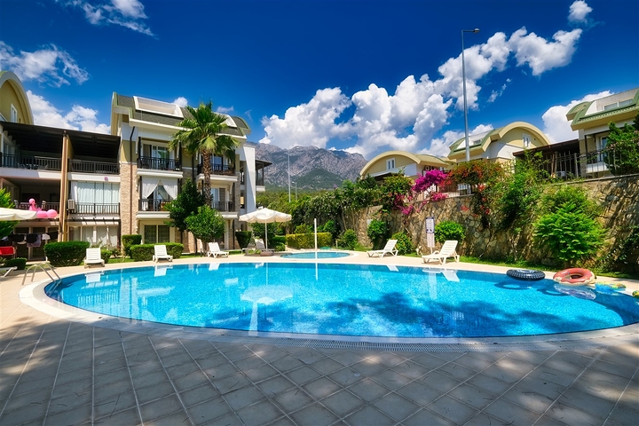 شقة مريحة ليست بعيدة عن البحر في منطقة خلابة في كيمير