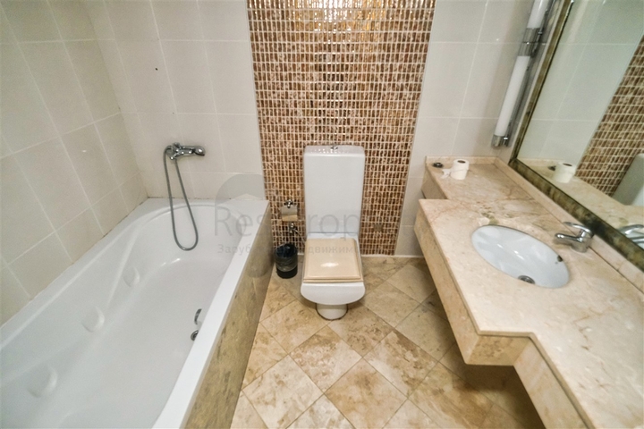 شقة مريحة ليست بعيدة عن البحر في منطقة خلابة في كيمير