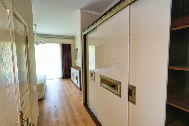 شقة مريحة ليست بعيدة عن البحر في منطقة خلابة في كيمير