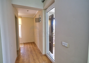 شقة مريحة ليست بعيدة عن البحر في منطقة خلابة في كيمير