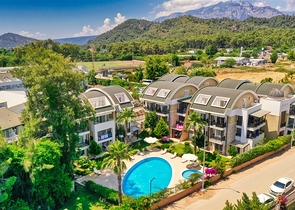 شقة مريحة ليست بعيدة عن البحر في منطقة خلابة في كيمير