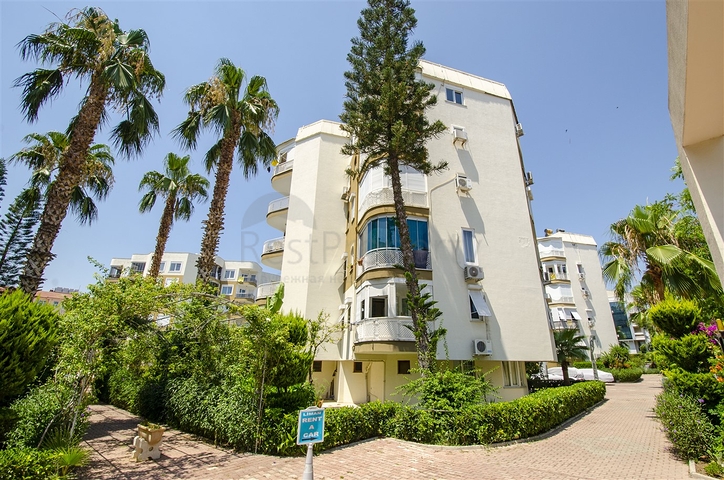 شقة مريحة ليست بعيدة عن البحر