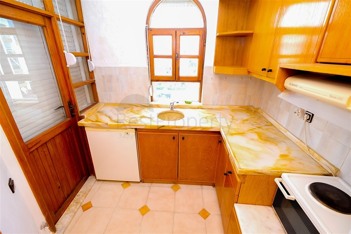 شقة مريحة ليست بعيدة عن البحر