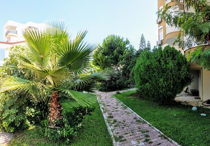 شقة مريحة ليست بعيدة عن البحر