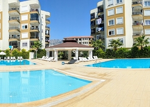 شقة مريحة ليست بعيدة عن البحر