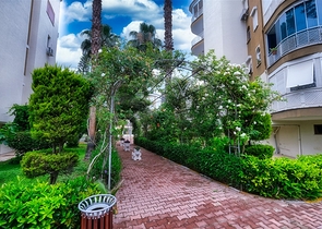 شقة مريحة ليست بعيدة عن البحر