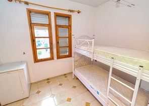 شقة مريحة ليست بعيدة عن البحر