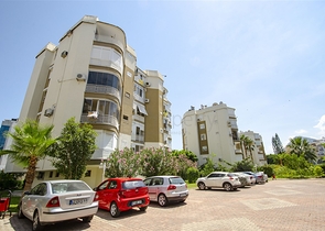 شقة مريحة ليست بعيدة عن البحر