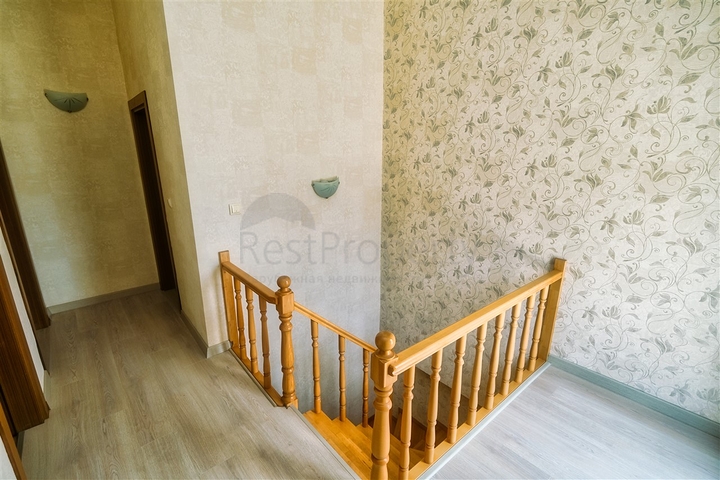 شقة مريحة 4 + 1 في ضمن مجمع