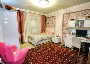 شقة مريحة 4 + 1 في ضمن مجمع