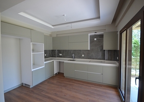 فيلا في منطقة كاليس - فتحية