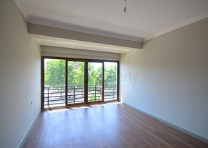 فيلا في منطقة كاليس - فتحية