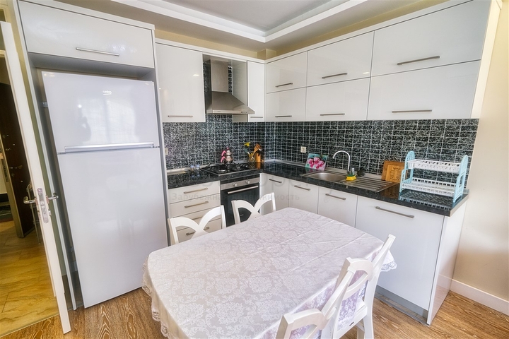 شقة مريحة 1 + 1 ليست بعيدة عن البحر