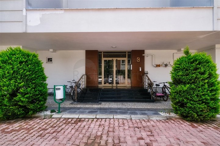 شقة مريحة 1 + 1 ليست بعيدة عن البحر