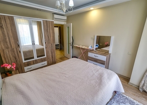 شقة مريحة 1 + 1 ليست بعيدة عن البحر