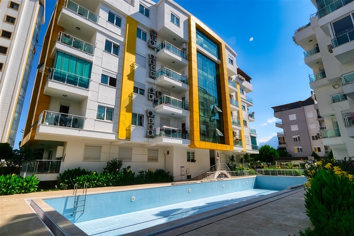 شقة 2 + 1 في منطقة كونيالتي