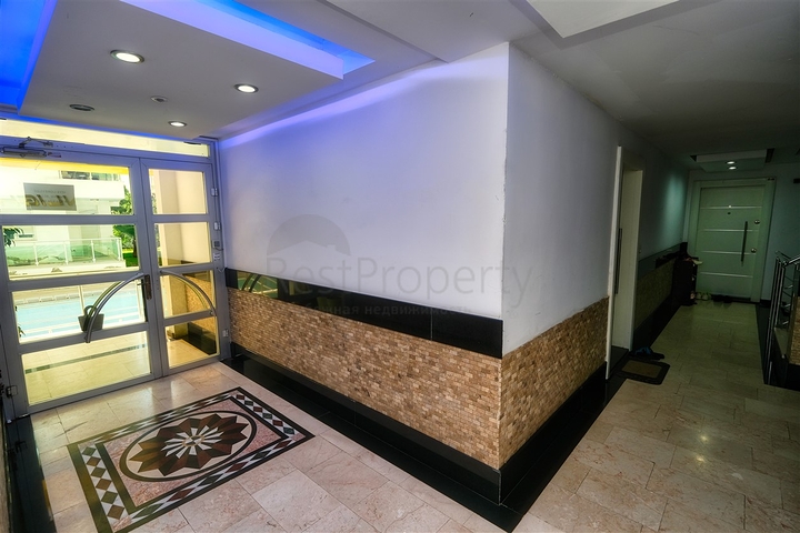 شقة 2 + 1 في منطقة كونيالتي