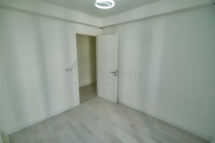 شقة 2 + 1 في منطقة كونيالتي