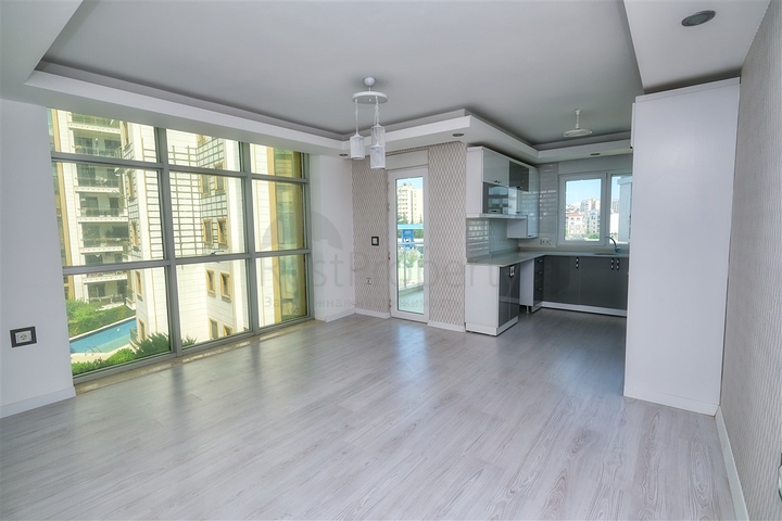 شقة 2 + 1 في منطقة كونيالتي