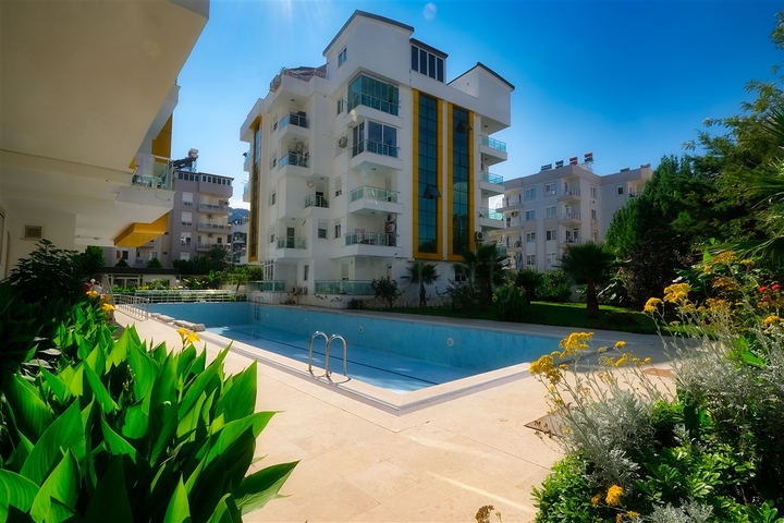 شقة 2 + 1 في منطقة كونيالتي