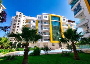 شقة 2 + 1 في منطقة كونيالتي