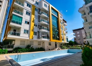 شقة 2 + 1 في منطقة كونيالتي