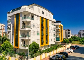 شقة 2 + 1 في منطقة كونيالتي