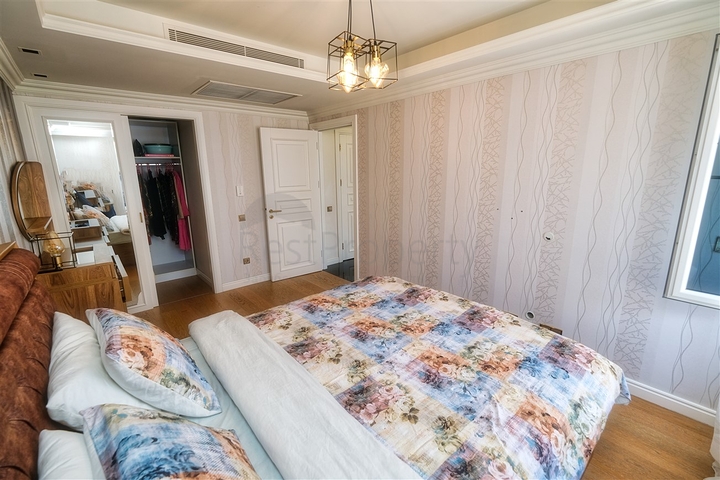 شقة 2 + 1 في مجمع غني بالبنية التحتية