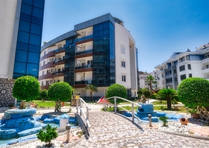 شقة 2 + 1 في مجمع غني بالبنية التحتية