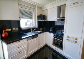 شقة 2 + 1 في مجمع غني بالبنية التحتية