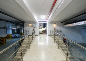 شقة 2 + 1 في مجمع غني بالبنية التحتية