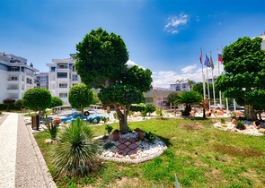 شقة 2 + 1 في مجمع غني بالبنية التحتية