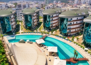 شقة 2 + 1 في مجمع غني بالبنية التحتية