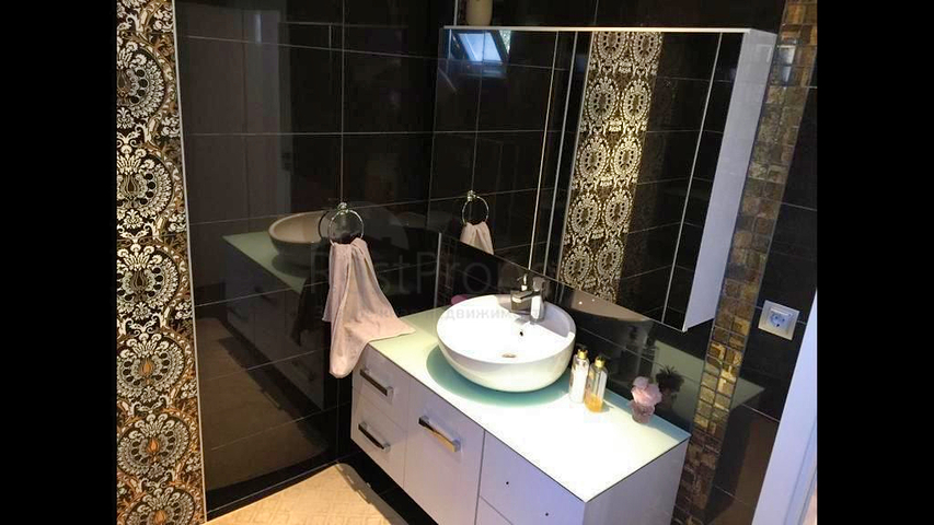 فيلا بقطعة أرض كبيرة في منطقة دواجي - أنطاليا