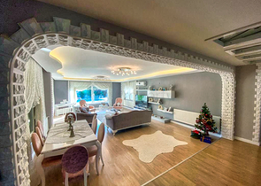 فيلا بقطعة أرض كبيرة في منطقة دواجي - أنطاليا