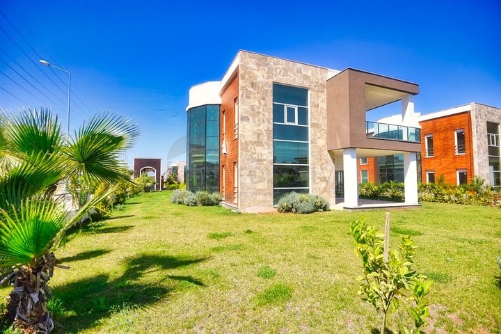 فيلا في منطقة دوشيميتي - انطاليا