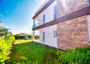 فيلا في منطقة دوشيميتي - انطاليا