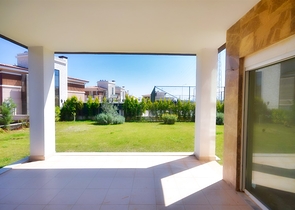 فيلا في منطقة دوشيميتي - انطاليا