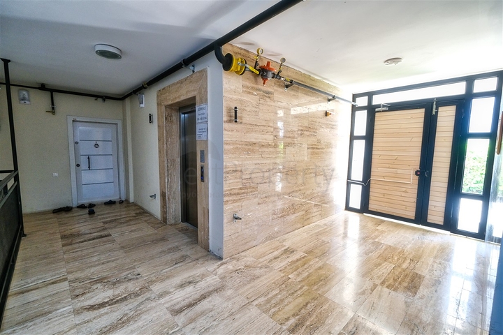 شقة 2 + 1 في منطقة ساريسو - أنطاليا