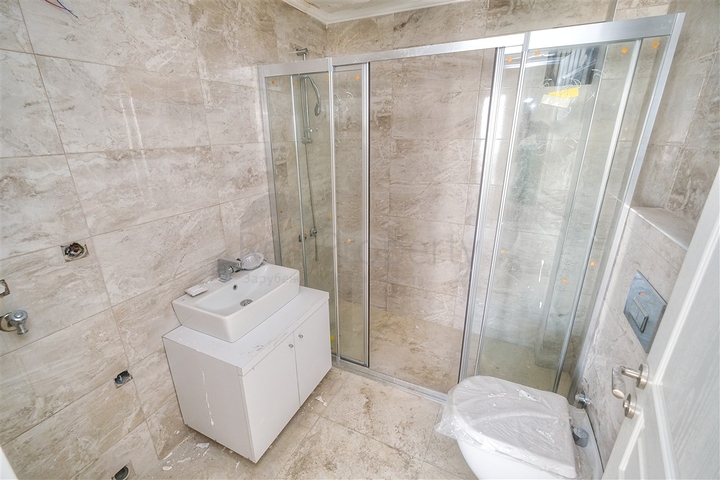 شقة 2 + 1 في منطقة ساريسو - أنطاليا