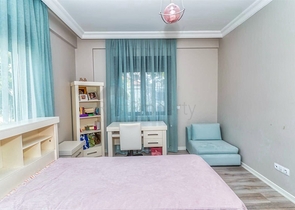 فيلا 7 + 1 بقطعة ارض كبيرة في منطقة دوادجي - انطاليا