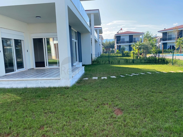 فلل في منطقة دوشميالتي - أنطاليا